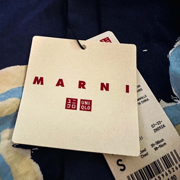 Uniqlo x MARNI Oversized Open Collar Shirt Size Men's / US S / EU 44-46 / - Picture 2 of 3